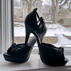 Aldo Black platform pumps! Size 9
